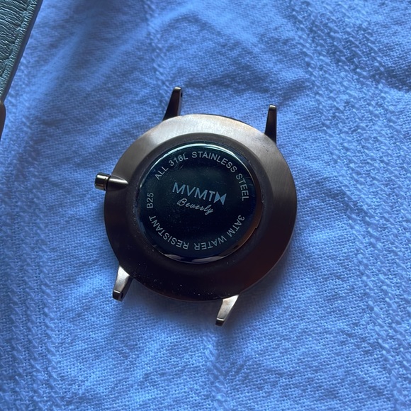 MVMT Watch and 2 bands - Picture 2 of 2